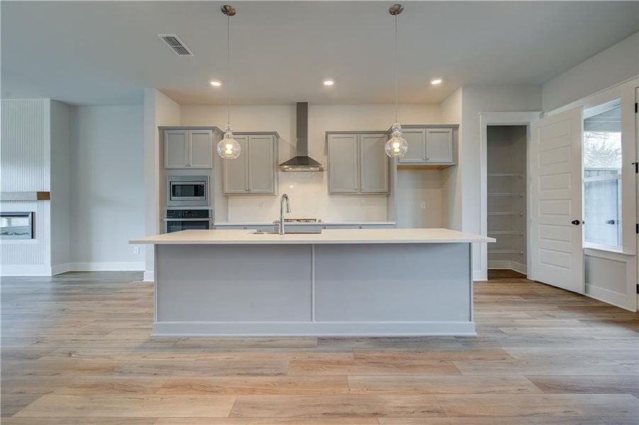 Furnished interior view inside a new home in Barrett Pointe, Kennesaw (Image 11).