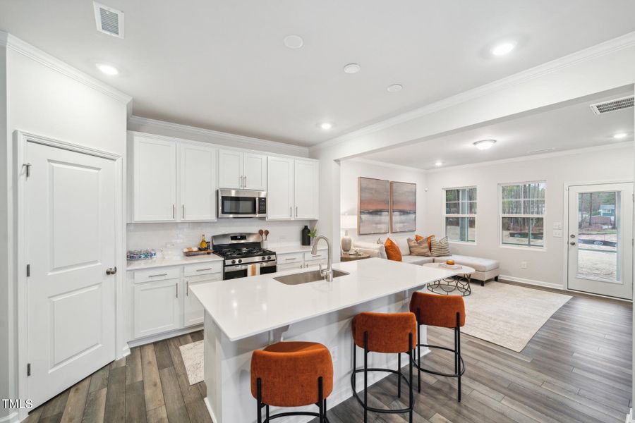 SUN_HarlowePoint_Pic_Spencer_10