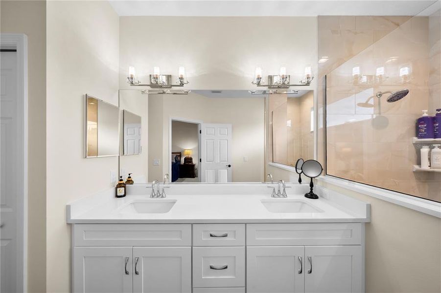 Furnished interior view inside a new home in , Ocala (Image 38).