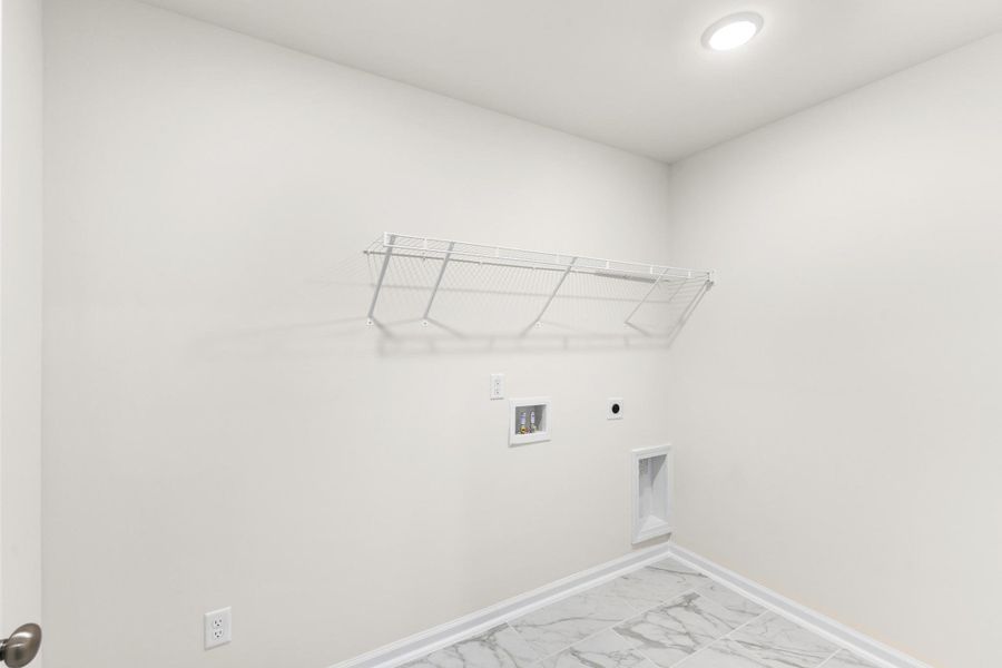 Representative unfurnished interior of a home built from the Saluda by Veranda Homes in Heritage Bay, Sumter (Image 24).