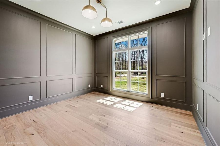Spacious, unfurnished interior of a new home in , Jefferson (Image 26).