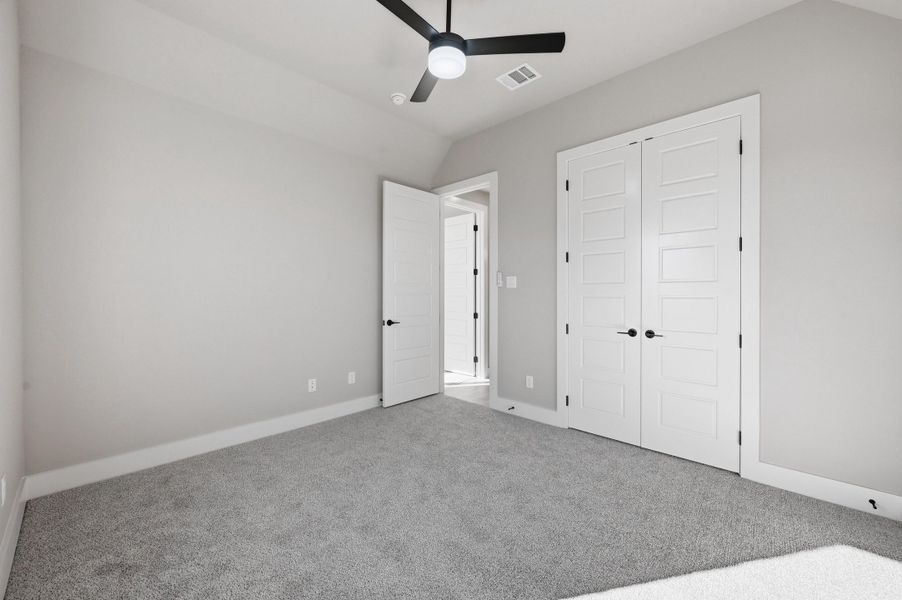 Spacious, unfurnished interior of a new home in Rocky Top Ranch, Azle (Image 37). Spacious, unfurnished interior of a new home in Rocky Top Ranch, Azle (Image 37).
