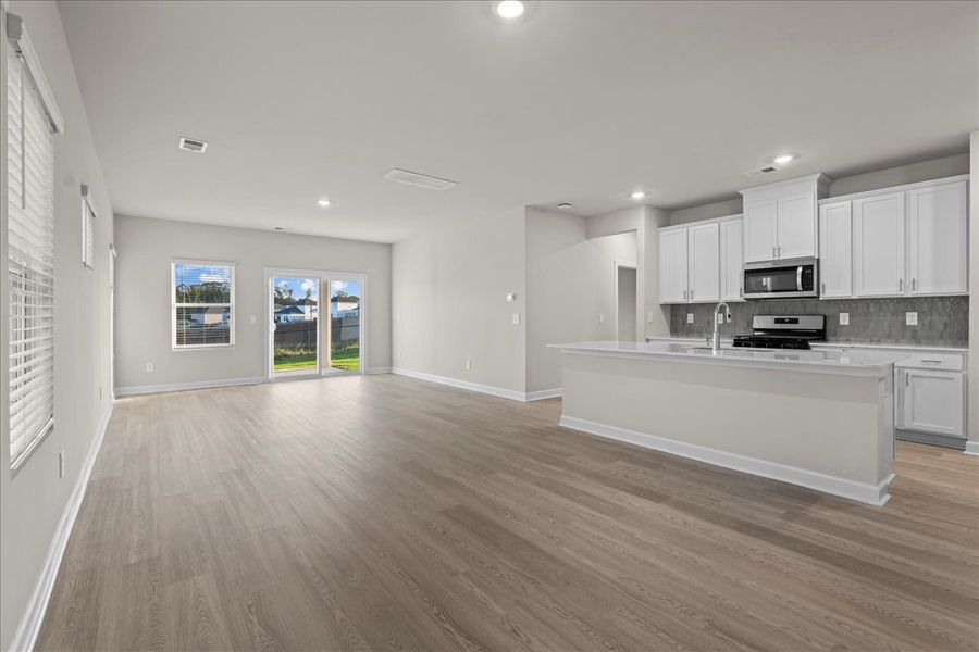 Spacious, unfurnished interior of a new home in Cedar Shoals – Heritage Collection, Piedmont (Image 12).