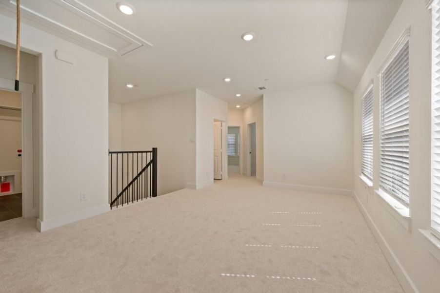 Spacious, unfurnished interior of a new home in Chelsea Commons, Allen (Image 21). Spacious, unfurnished interior of a new home in Chelsea Commons, Allen (Image 21).