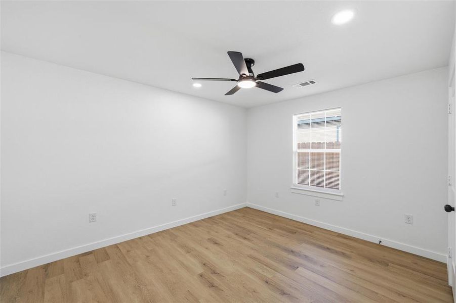 Spacious, unfurnished interior of a new home in , Waco (Image 14).