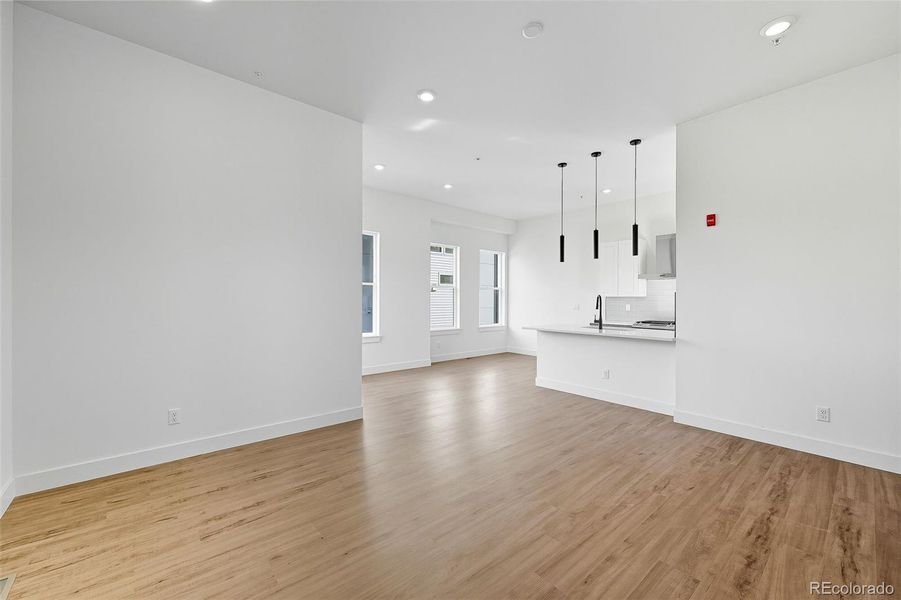 Spacious, unfurnished interior of a new home in , Lakewood (Image 30).