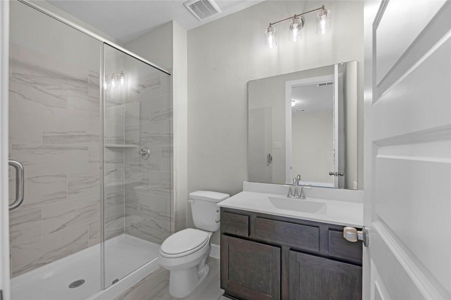 Furnished interior view inside a new home in Cross Creek West, Fulshear (Image 9).