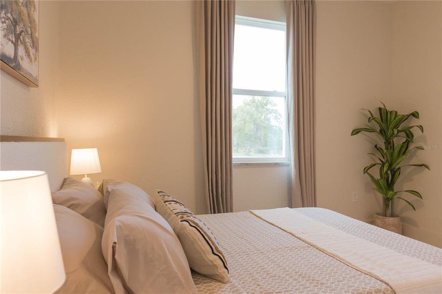 Furnished interior view inside a new home in , Dunnellon (Image 58).