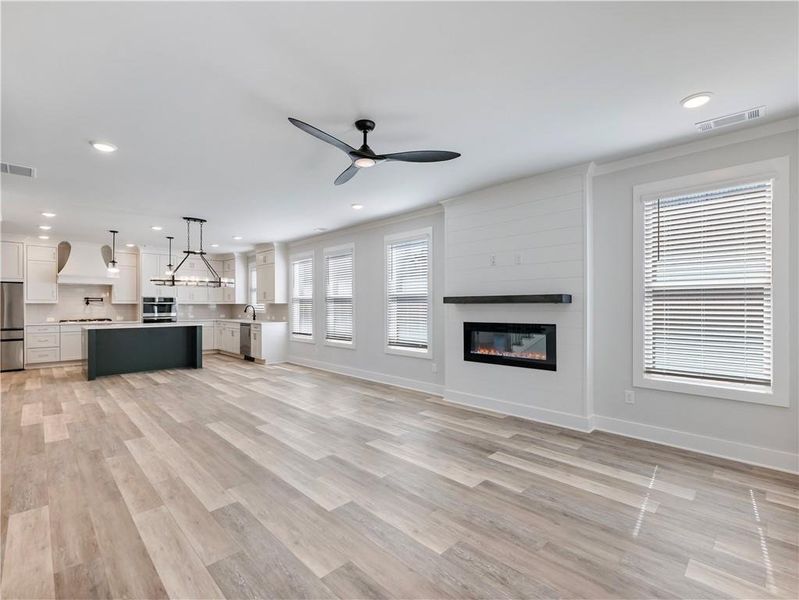Spacious, unfurnished interior of a new home in , Lawrenceville (Image 36).