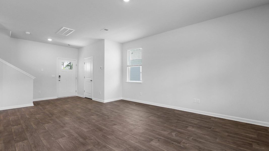 Spacious, unfurnished interior of a new home in Pine Hills at Cane Bay, Summerville (Image 20).