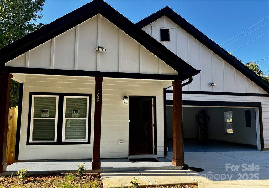 Image 27 of a home in . Image 27 of a home in .