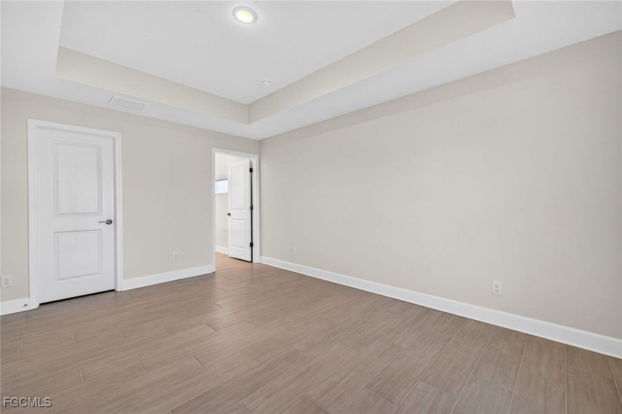 Spacious, unfurnished interior of a new home in Cape Coral, Cape Coral (Image 15). Spacious, unfurnished interior of a new home in Cape Coral, Cape Coral (Image 15).