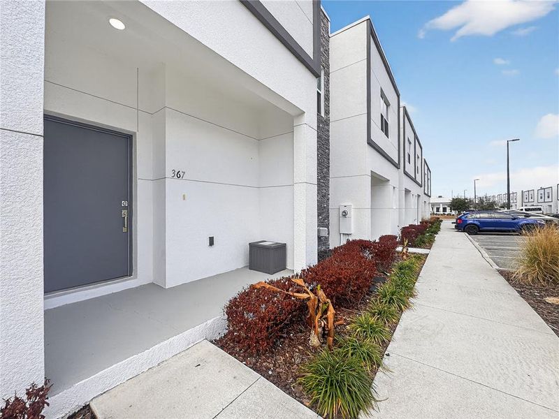 Exterior details and patio area of a home in , Davenport (Image 3).