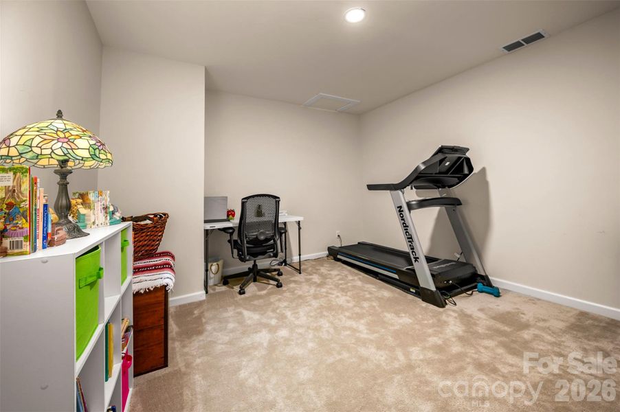 Upstairs bonus room Upstairs bonus room