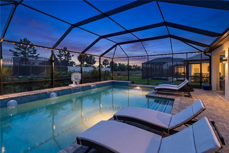 Exterior details and patio area of a home in , Bradenton (Image 28).
