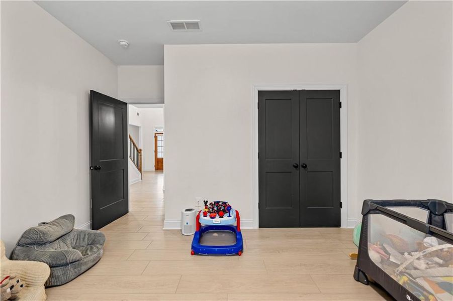 Furnished interior view inside a new home in , Winston (Image 54).