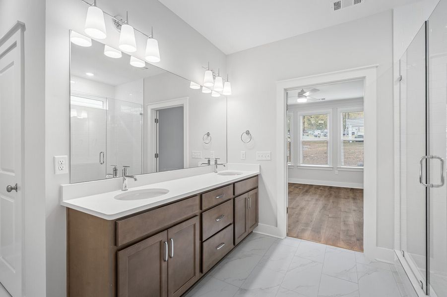 2,729sf New Home in Lavergne, TN.  - Slide 25