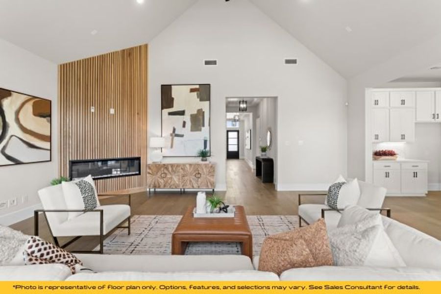 Representative furnished interior of a home built from the Belize by Stonefield Homes in Heath Golf and Yacht Club, Rockwall (Image 37).