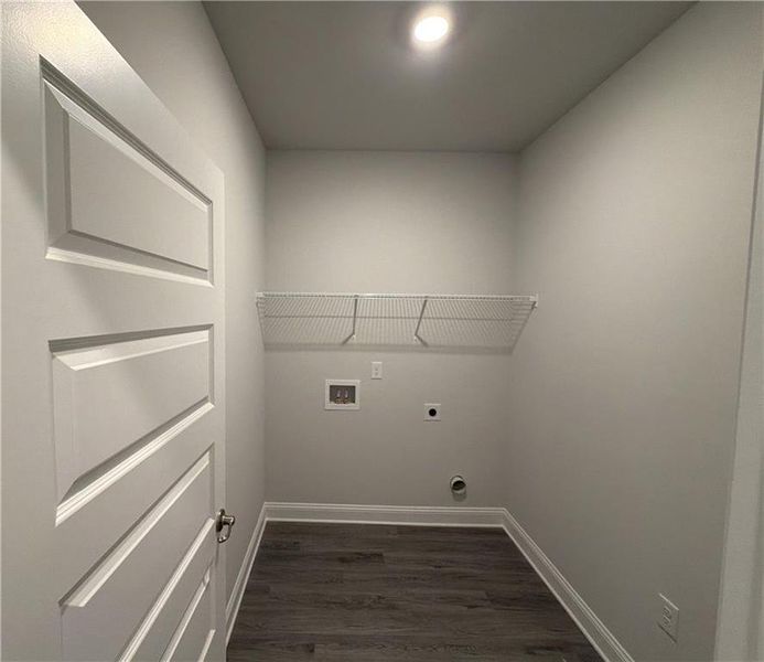 Spacious, unfurnished interior of a new home in Tuscany Hills, Douglasville (Image 17).