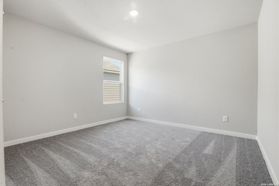 Spacious, unfurnished interior of a new home in Fairway Crossing, Converse (Image 26).