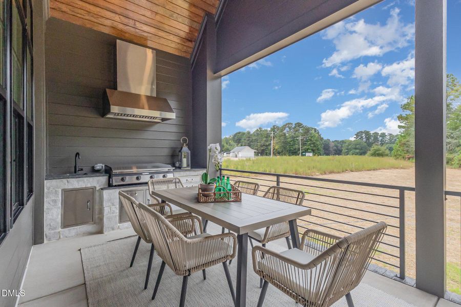 070_kv0a8517-edit_495 070_kv0a8517-edit_495