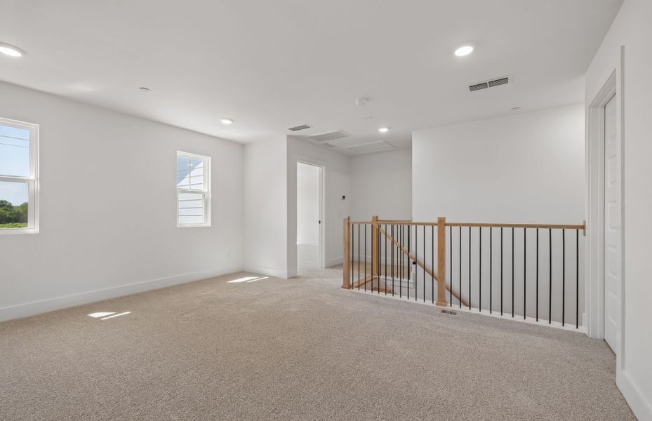 Spacious, unfurnished interior of a new home in Bradshaw Farms Reserve, Mount Juliet (Image 34). Spacious, unfurnished interior of a new home in Bradshaw Farms Reserve, Mount Juliet (Image 34).