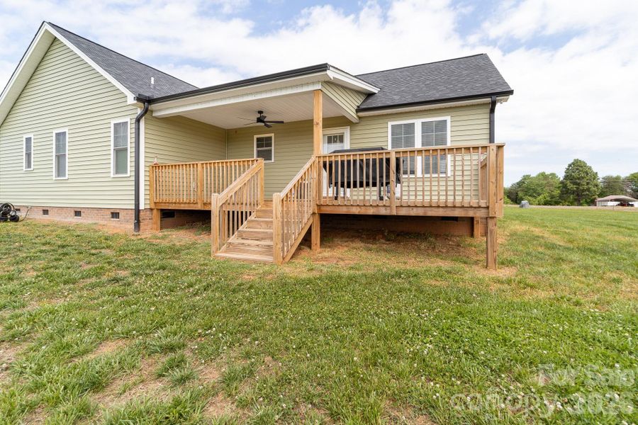 Exterior details and patio area of a home in , Lincolnton (Image 4).