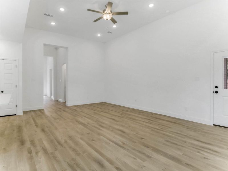 Spacious, unfurnished interior of a new home in , Angleton (Image 23). Spacious, unfurnished interior of a new home in , Angleton (Image 23).