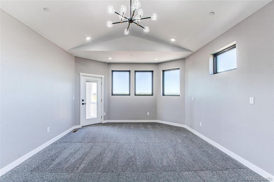 Spacious, unfurnished interior of a new home in , Strasburg (Image 18).