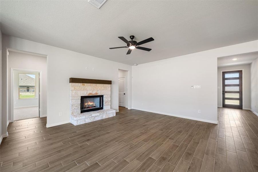 Spacious, unfurnished interior of a new home in Oak Grove Addition, Springtown (Image 18). Spacious, unfurnished interior of a new home in Oak Grove Addition, Springtown (Image 18).