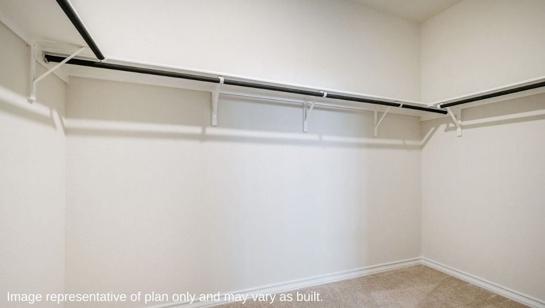 Representative unfurnished interior of a home built from the The Irvine by D.R. Horton in Veranda, San Antonio (Image 19).
