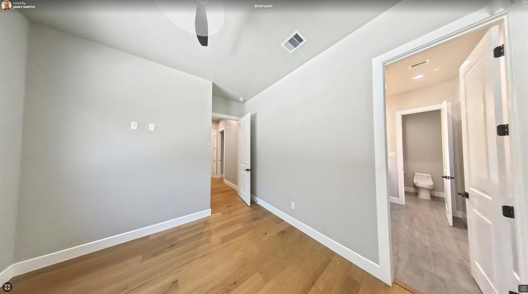 Spacious, unfurnished interior of a new home in , Conroe (Image 29).