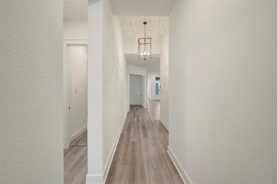 Spacious, unfurnished interior of a new home in Elyson 45', Katy (Image 31).