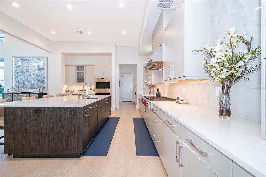 Furnished interior view inside a new home in , Montverde (Image 38). Furnished interior view inside a new home in , Montverde (Image 38).