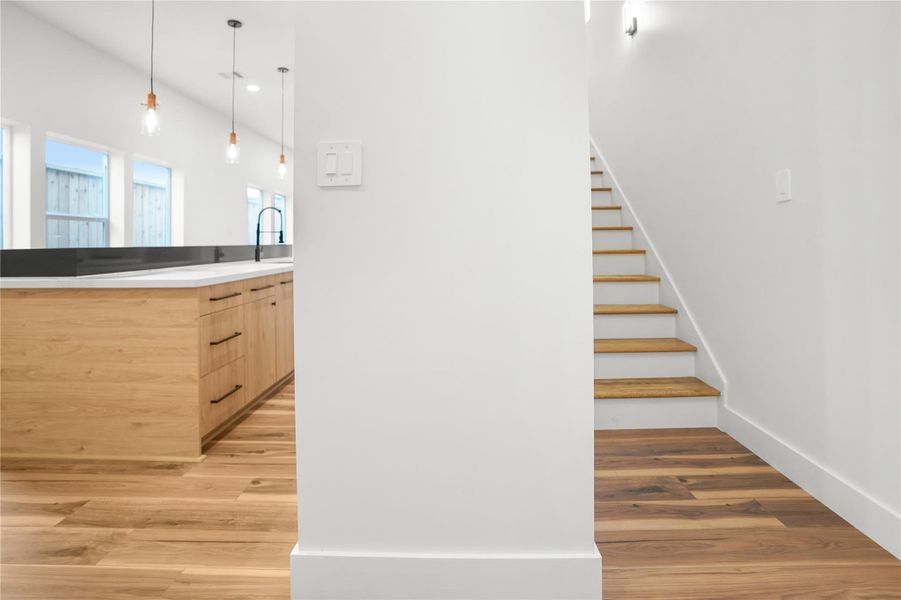 Spacious, unfurnished interior of a new home in , Houston (Image 30).