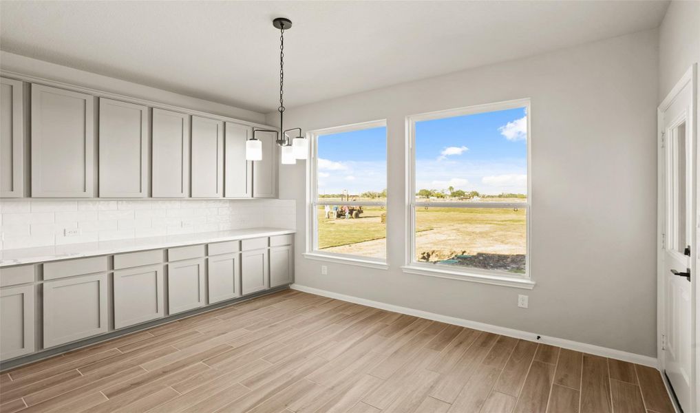 Charming dining area (*Photo not of actual home and used for illustration purposes only.) Charming dining area (*Photo not of actual home and used for illustration purposes only.)
