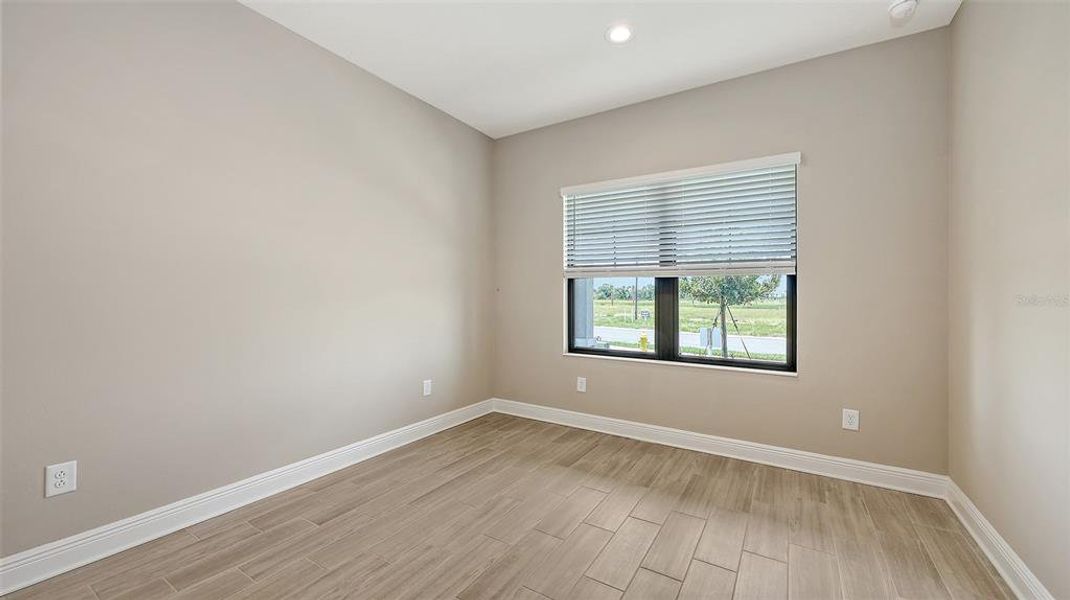Spacious, unfurnished interior of a new home in Palm Grove, Lakewood Ranch (Image 30). Spacious, unfurnished interior of a new home in Palm Grove, Lakewood Ranch (Image 30).