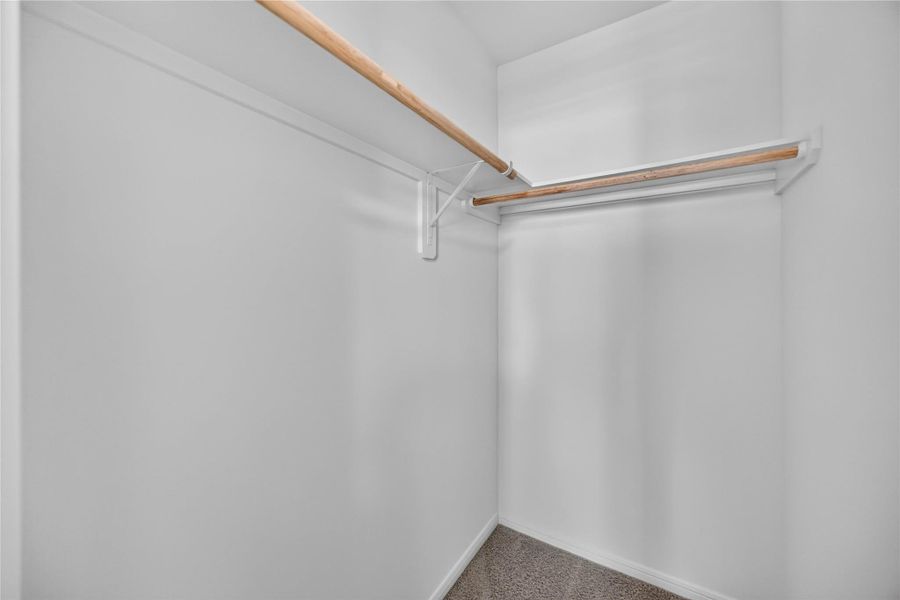 Spacious, unfurnished interior of a new home in , Houston (Image 18).