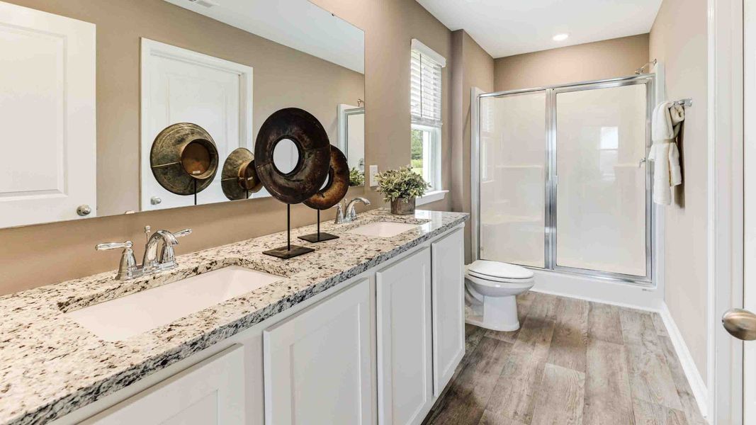 Representative furnished interior of a home built from the KERRY by D.R. Horton in Halls Landing, Bolivia (Image 23). Representative furnished interior of a home built from the KERRY by D.R. Horton in Halls Landing, Bolivia (Image 23).