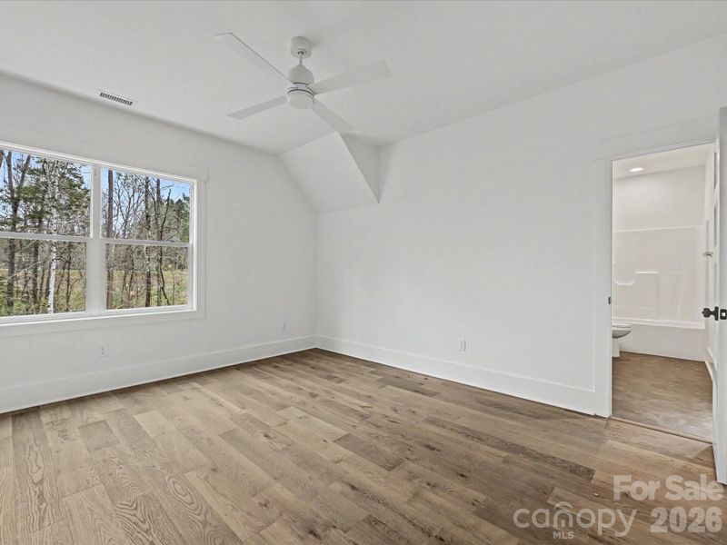 Spacious, unfurnished interior of a new home in , Clover (Image 23).