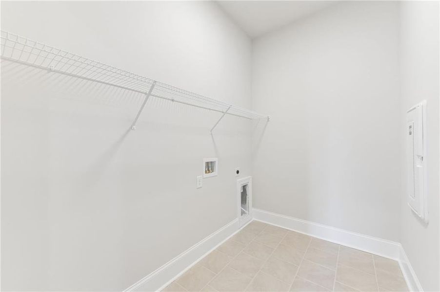 Spacious, unfurnished interior of a new home in Aberdeen, Hoschton (Image 31).