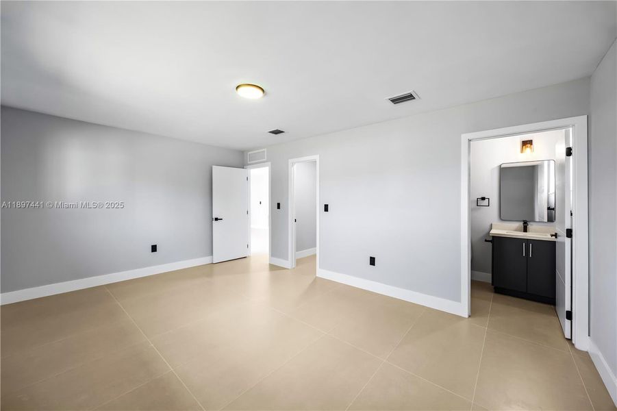 Spacious, unfurnished interior of a new home in , Dania Beach (Image 10). Spacious, unfurnished interior of a new home in , Dania Beach (Image 10).