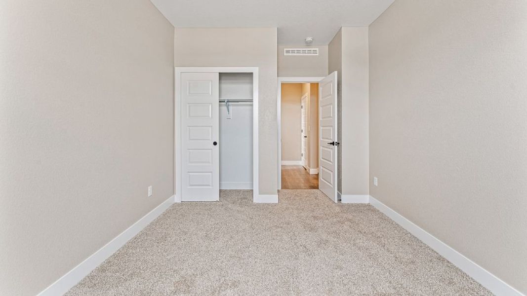 Spacious, unfurnished interior of a new home in The Aurora Highlands, Aurora (Image 27). Spacious, unfurnished interior of a new home in The Aurora Highlands, Aurora (Image 27).