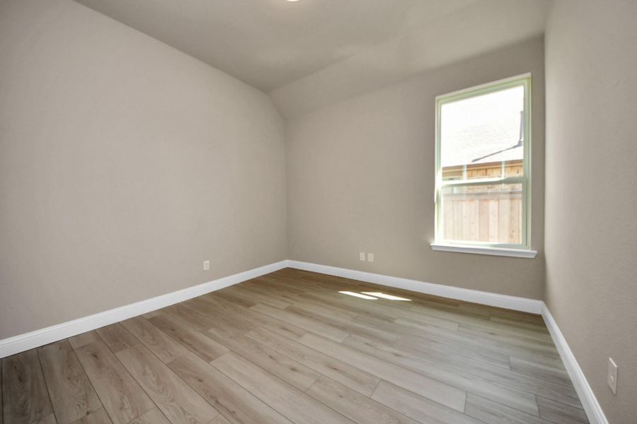 Spacious, unfurnished interior of a new home in Bridgeland: Heritage Collection, Cypress (Image 27). Spacious, unfurnished interior of a new home in Bridgeland: Heritage Collection, Cypress (Image 27).