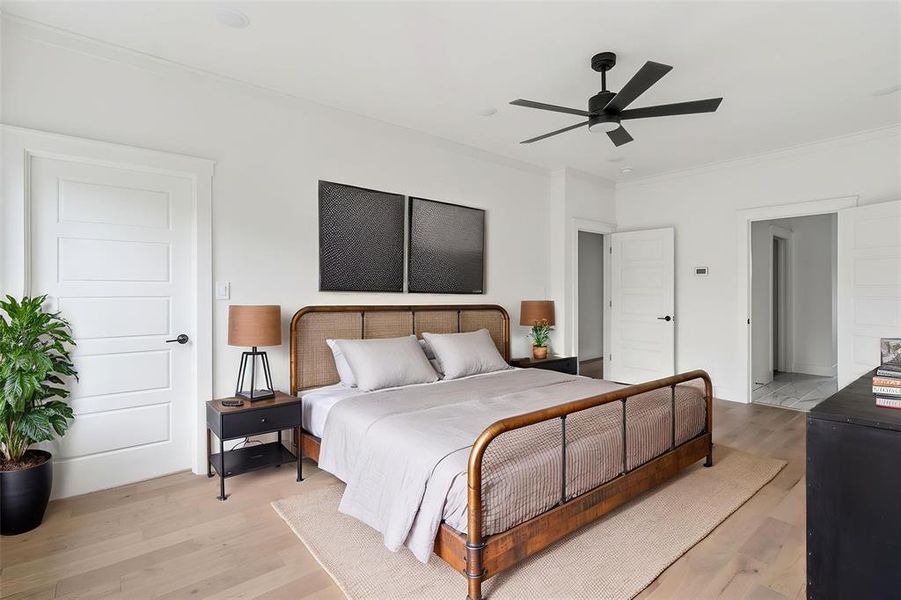 Furnished interior view inside a new home in , Fort Worth (Image 12).