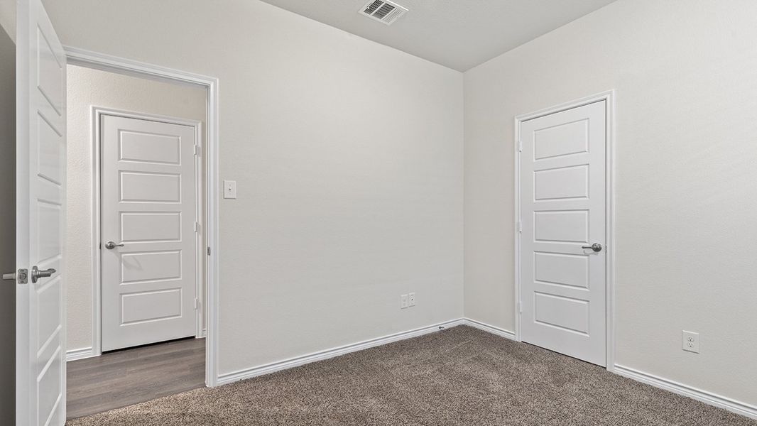Representative unfurnished interior of a home built from the Woodstock by D.R. Horton in Magnolia at Legacy Hills, Celina (Image 7).