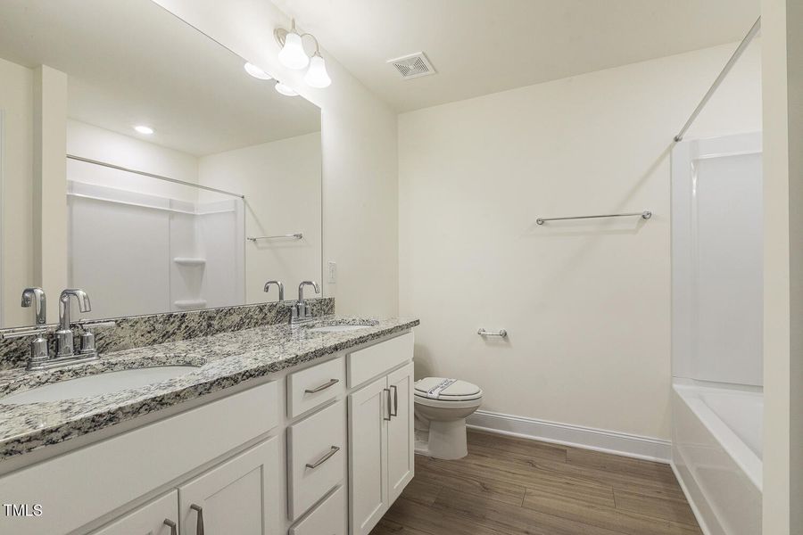 048_54716350986_o 048_54716350986_o