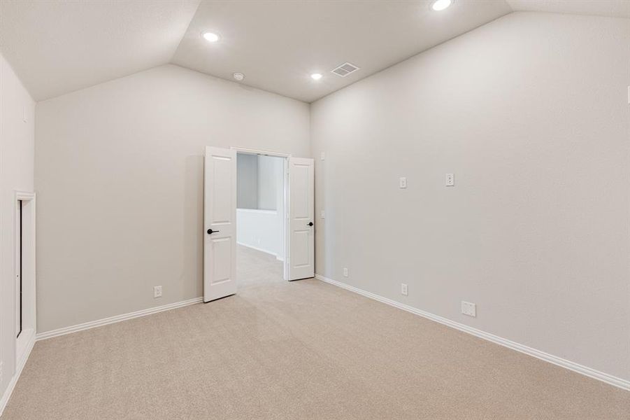 Spacious, unfurnished interior of a new home in Timberbrook 3B-4A, Justin (Image 27). Spacious, unfurnished interior of a new home in Timberbrook 3B-4A, Justin (Image 27).