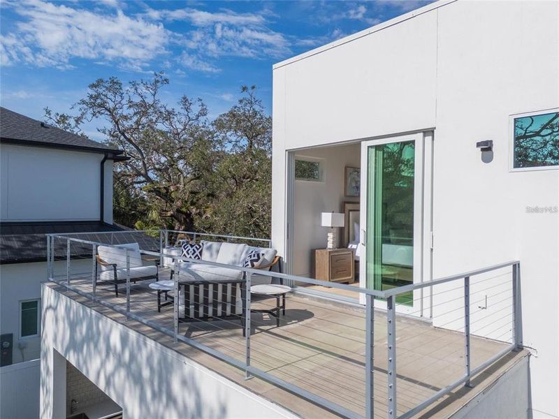 Exterior details and patio area of a home in , Sarasota (Image 30).