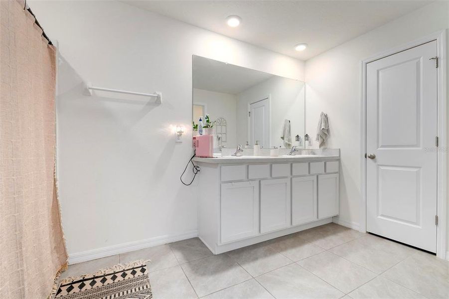 Furnished interior view inside a new home in Bella Lago, Parrish (Image 30).